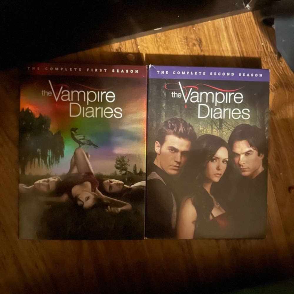 The Vampire Diaries Season 1 & 2 DVD Set